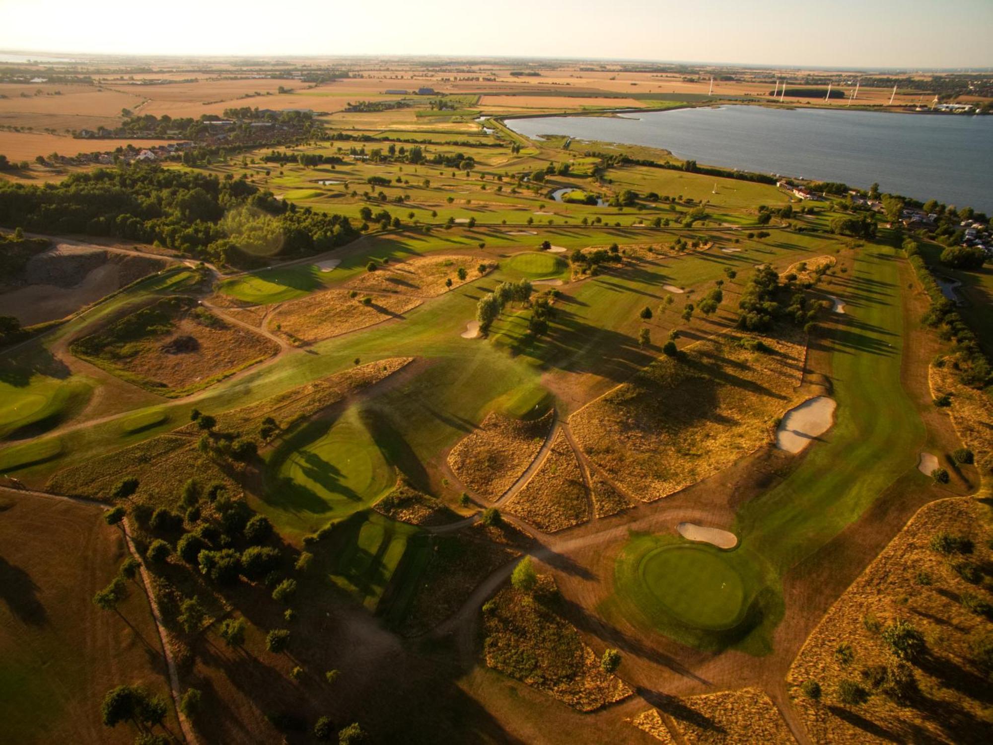 Golf 'N Wave Aktivresort Фемарн Экстерьер фото